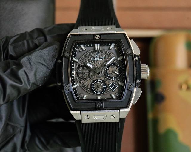 白壳 玫黑 推荐独家首发 恒宝-Hublot 机械版本 精品男士腕表 多功能设计 尊贵大气 绅士风范 卓越品质 热卖全城 采用全自动机械机芯 顶级316精钢表壳